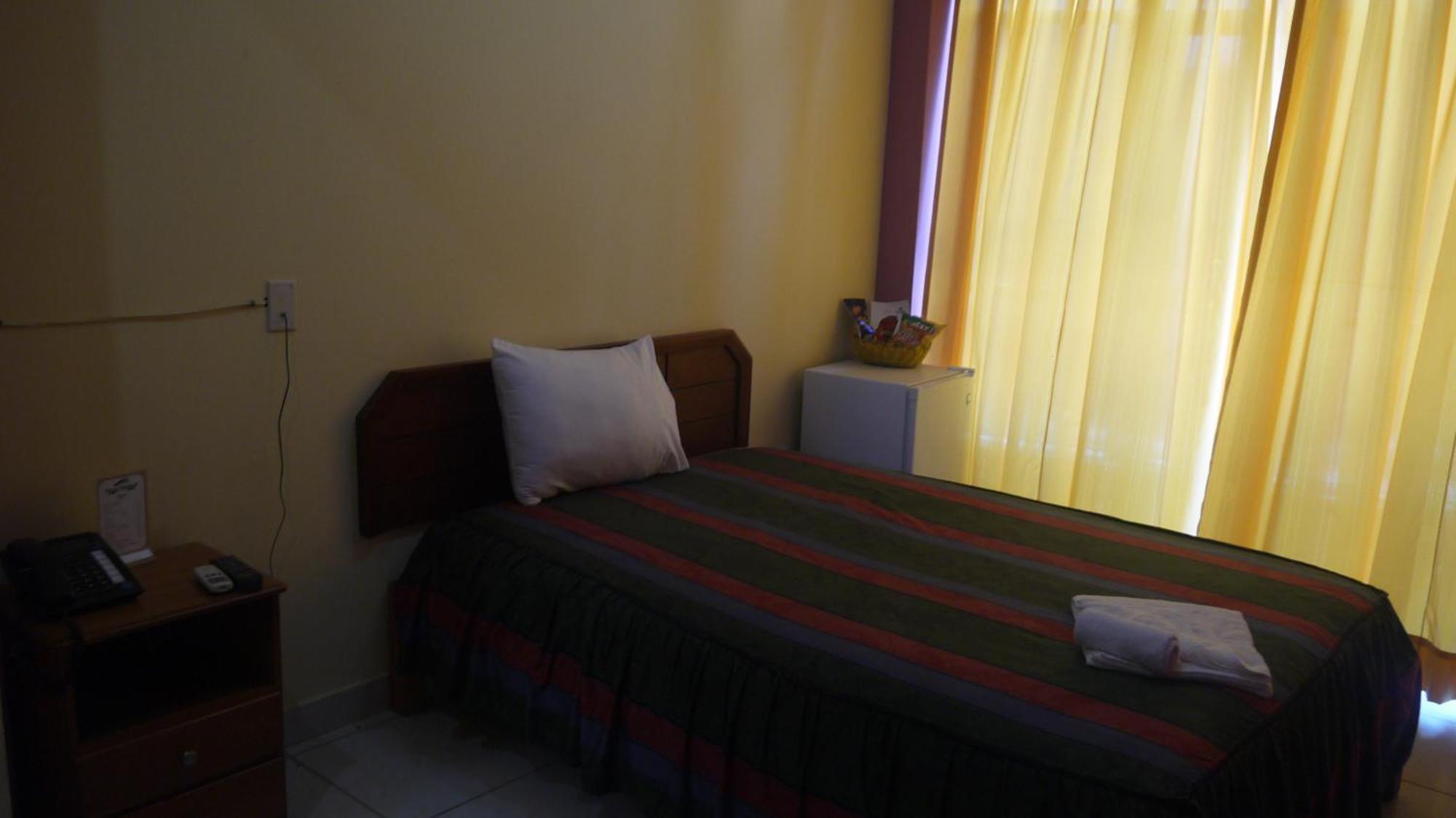 פוקאלפה Hotel Jhor Bush חדר תמונה